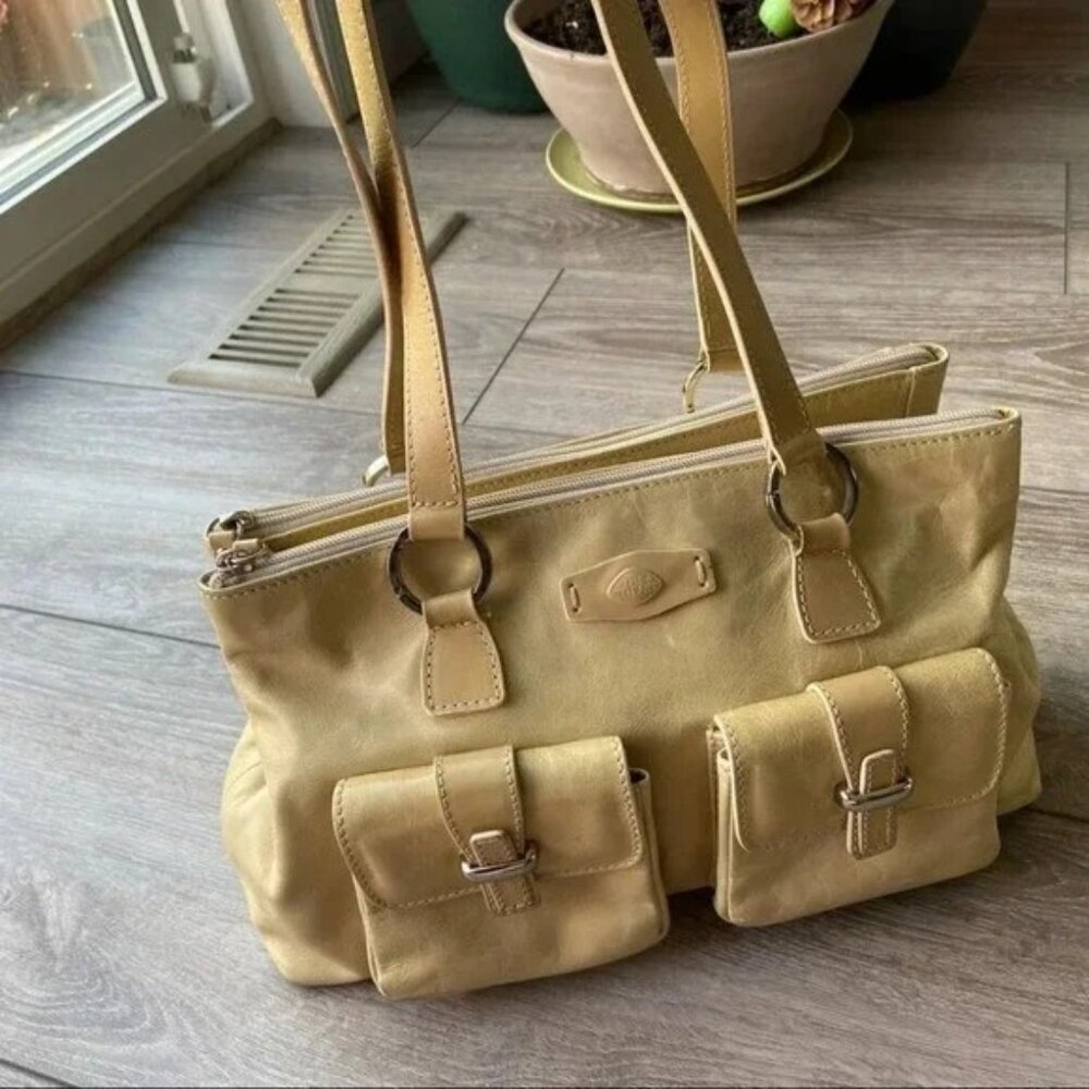 The Trend Cream Leather Shoulder Bag